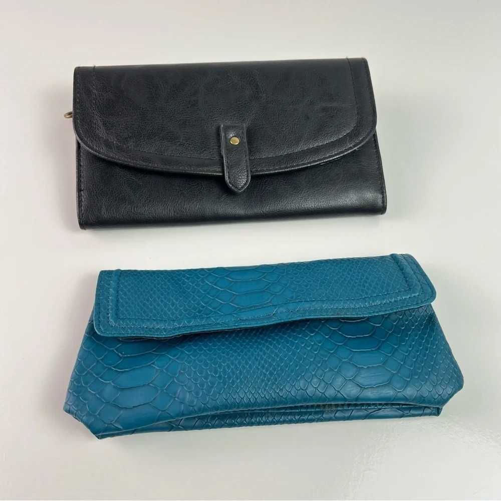 Women’s Black Folding Wallet and Turquoise Eyeglasses Case Set